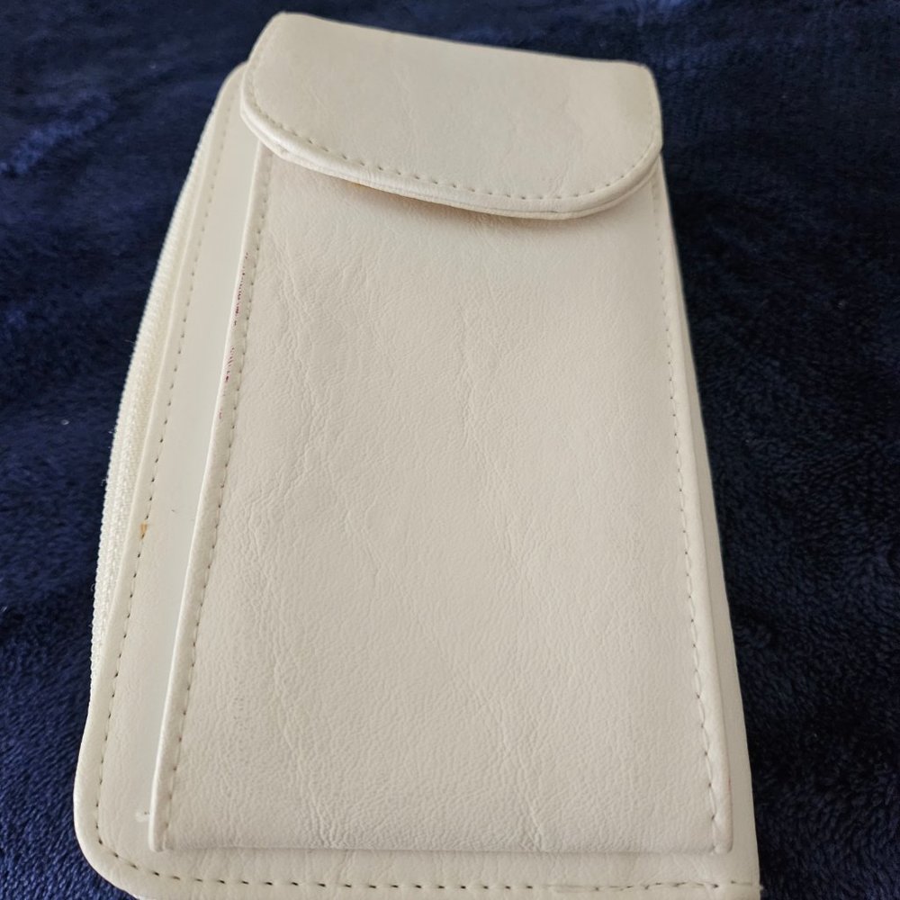 Purse - Picture 4 of 4